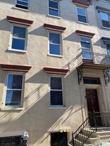 27 N 2nd St in Easton, PA - Building Photo