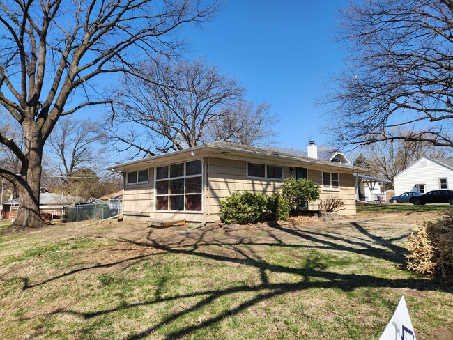 1849 S 49th St in Lincoln, NE - Building Photo - Building Photo