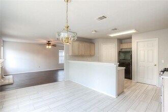 3501 Sauls Dr in Austin, TX - Building Photo - Building Photo