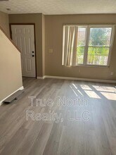 3116 Jackielane Dr in Columbus, OH - Building Photo - Building Photo