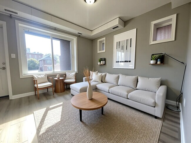 827 Main St E in Hamilton, ON - Building Photo - Building Photo