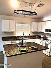 10465 E Star of the Desert Dr in Scottsdale, AZ - Building Photo - Building Photo