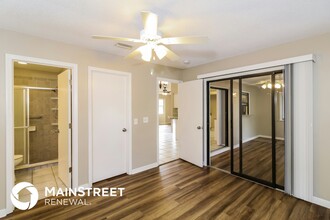 4555 Chaplin Terrace in North Port, FL - Building Photo - Building Photo
