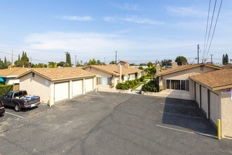 13856 Milton Ave in Westminster, CA - Building Photo - Building Photo