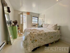 36 S 4th St in Brooklyn, NY - Building Photo - Building Photo