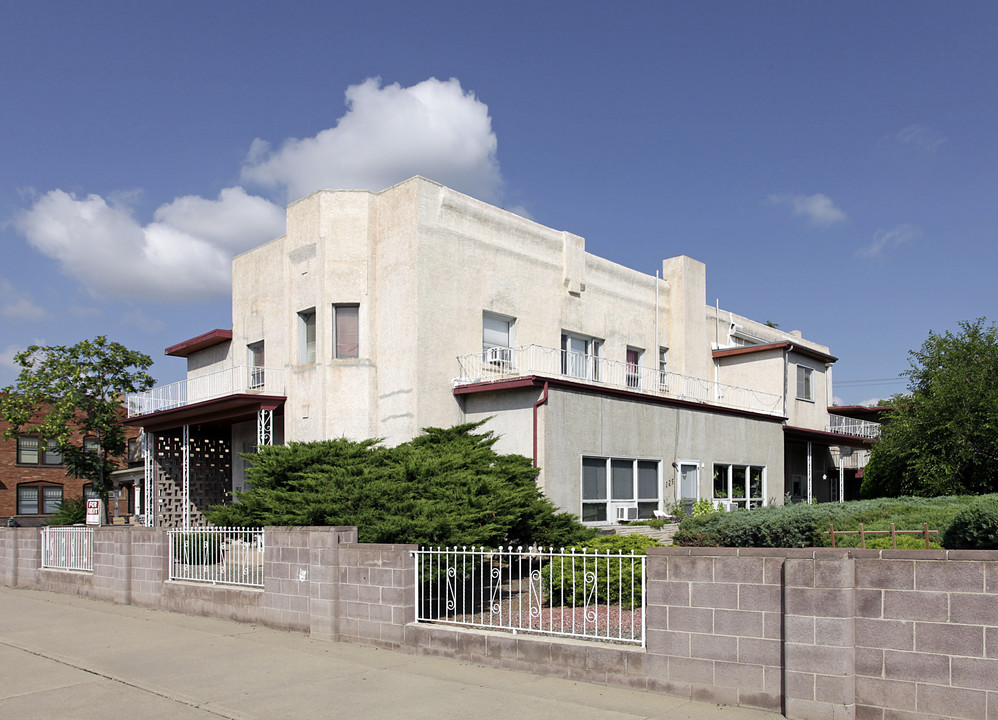 207 Broadway Ave in Pueblo, CO - Building Photo