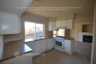 3010 46th St Ct NE in Tacoma, WA - Foto de edificio - Building Photo