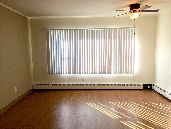 2040 W Saunders Ave-Unit -305 in St. Paul, MN - Building Photo - Building Photo