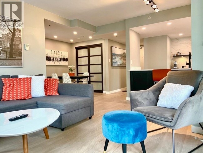 property at 183 Keefer Pl