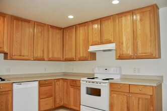 8176 W Boekel Rd in Rathdrum, ID - Building Photo - Building Photo