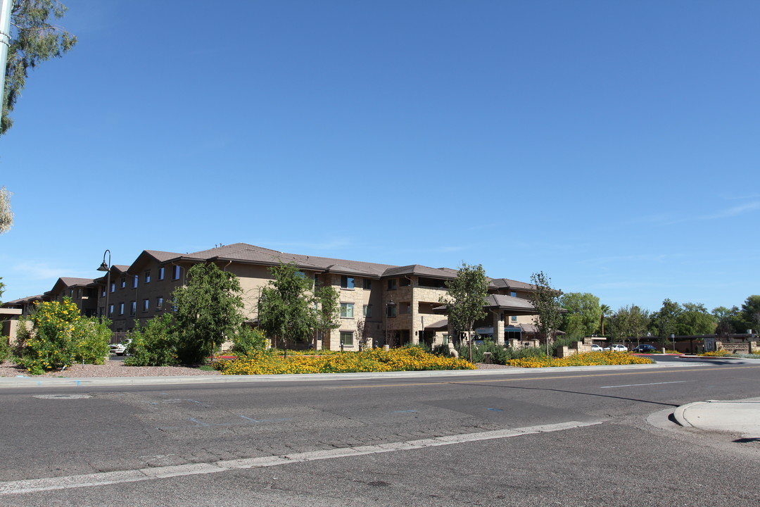 Madison Gardens Senior Community in Phoenix, AZ - Building Photo