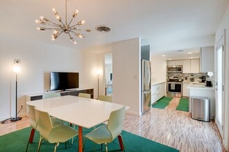 1531 Commanche Dr in Las Vegas, NV - Building Photo - Building Photo