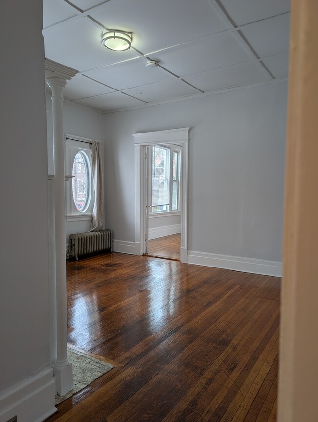 59 Elizabeth St, Unit 1st Floor in Pittsfield, MA - Foto de edificio - Building Photo