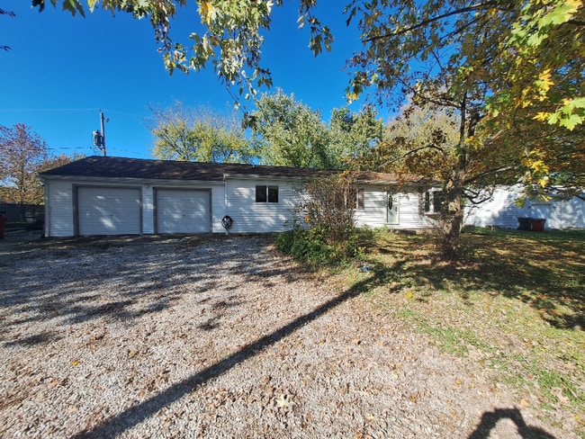 5268 Summit Rd SW in Pataskala, OH - Building Photo - Building Photo