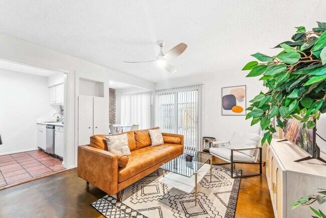 property at 500 S Congress Ave