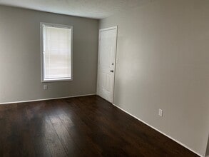25 Brianfield Cv, Unit B in Jackson, TN - Building Photo - Building Photo