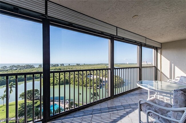 property at 17 Bluebill Ave