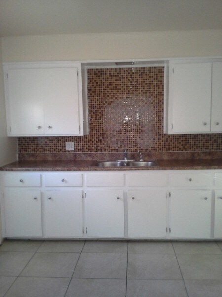 213 Grove St NE in Albuquerque, NM - Building Photo