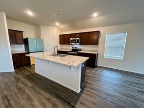 8109 Dogwood Dr in Fort Smith, AR - Building Photo - Building Photo