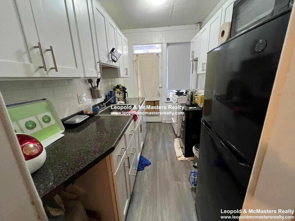 113 Washington St, Unit 23 in Boston, MA - Building Photo