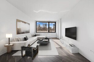 250 E Houston St, Unit 3H in New York, NY - Building Photo