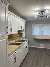 7 Castle Dr in Spring Valley, NY - Building Photo - Building Photo