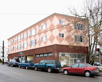 Ravenna 500 in Seattle, WA - Building Photo - Building Photo