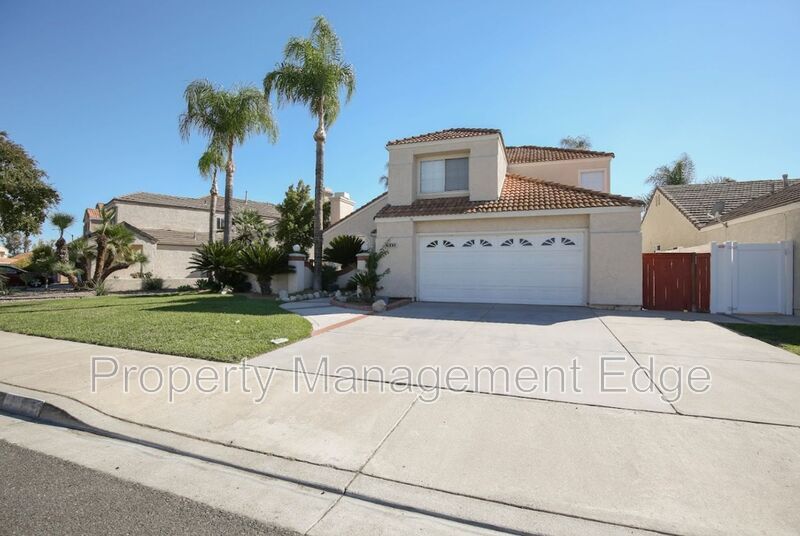30135 Vía Palermo in Menifee, CA - Building Photo