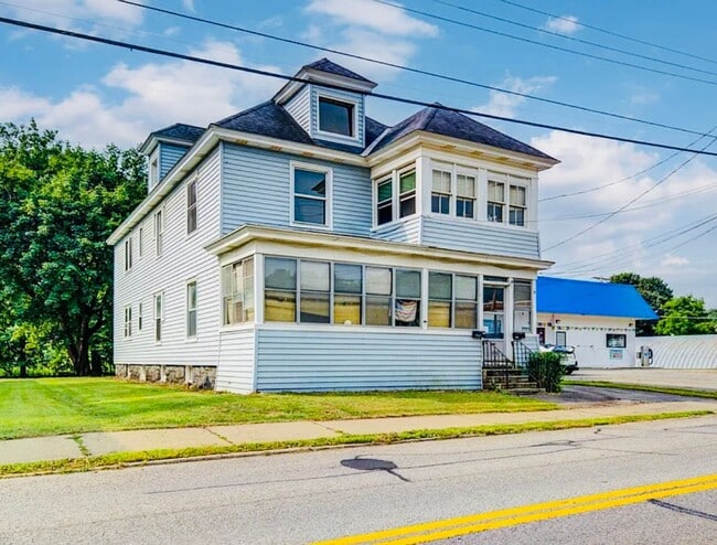 property at 205 W Fulton St