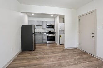 720 Spain St in New Orleans, LA - Building Photo - Building Photo