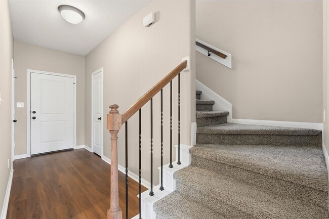 112 Artesian Way in Roman Forest, TX - Building Photo - Building Photo