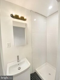 2921 Cecil B. Moore Ave photo'