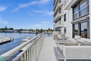 3100 NE 48th St in Fort Lauderdale, FL - Building Photo