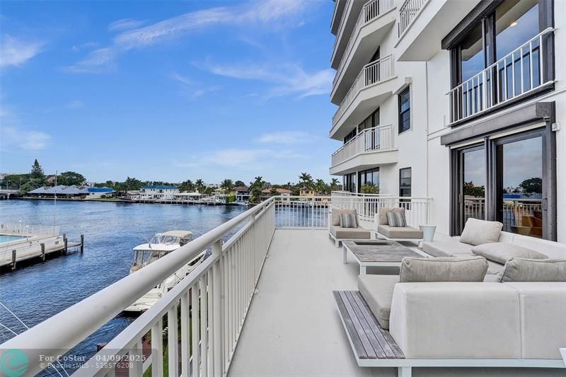 3100 NE 48th St in Fort Lauderdale, FL - Building Photo