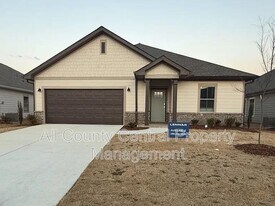 15640 Tillane Pk Dr in Athens, AL - Building Photo