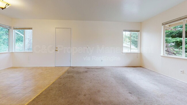 857 Pacific St in Monterey, CA - Building Photo - Building Photo