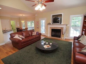 130 Oakmont Cir in Pinehurst, NC - Building Photo - Building Photo