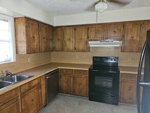 2008 Secretariat Trail in Longview, TX - Foto de edificio - Building Photo