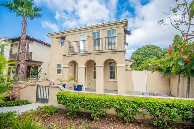 8245 Kendall Dr in Huntington Beach, CA - Building Photo - Building Photo