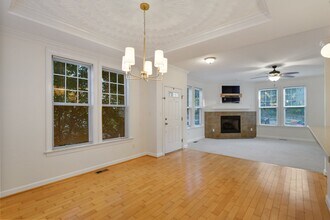 9569 8th Bay St in Norfolk, VA - Building Photo - Building Photo