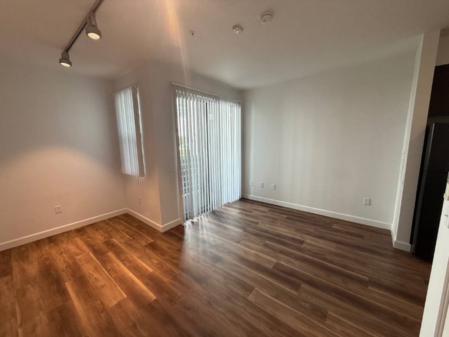 495 N Wolfe Rd in Sunnyvale, CA - Building Photo - Building Photo