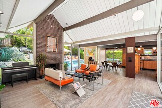 1568 Stoddard Ave in Thousand Oaks, CA - Building Photo - Building Photo