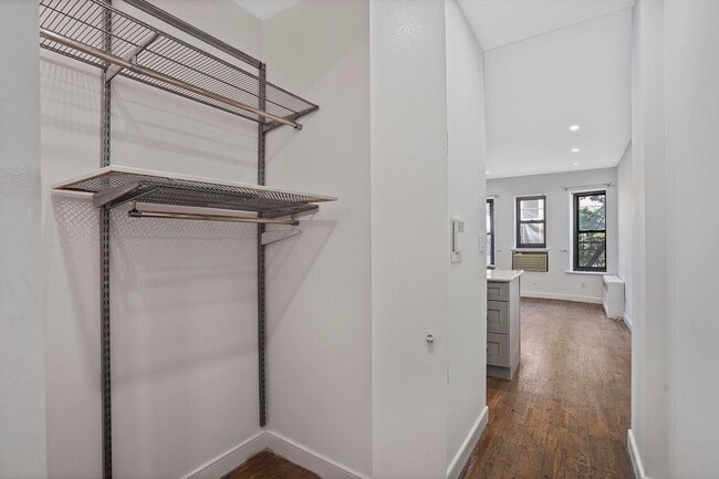 160 E 91st St in New York, NY - Building Photo - Building Photo