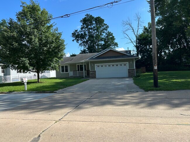 property at 509 E Montgomery St