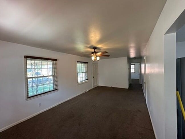 2136 Jasmine Dr in Lexington, KY - Building Photo - Building Photo
