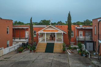 Saint Joseph Village Condominium in Houston, TX - Building Photo - Building Photo