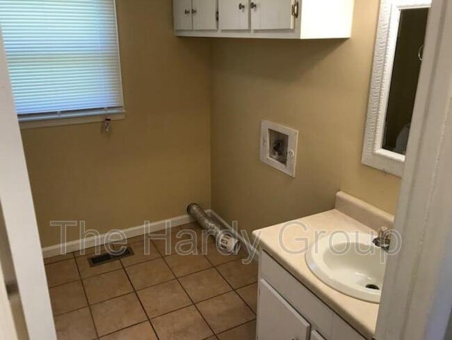 800-B N Vine St in Winchester, TN - Building Photo - Building Photo