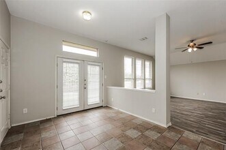 1325 Fox Glenn in Cedar Hill, TX - Building Photo - Building Photo