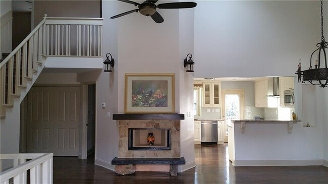 property at 550 Deering Rd NW