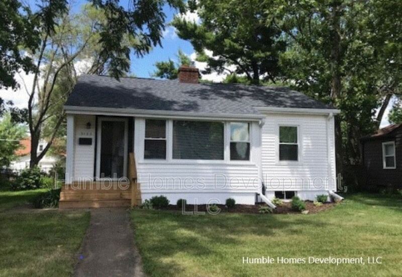 3133 Arline Ave in Rockford, IL - Foto de edificio